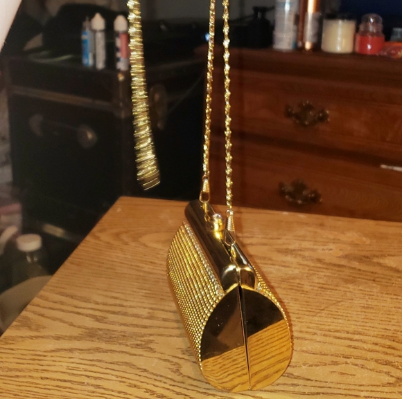 Mini Gold Purse - Picture 6 of 12